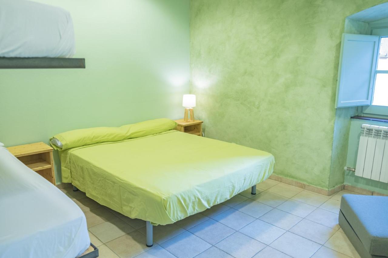 La Rectoria D'Albanya Hostel ภายนอก รูปภาพ